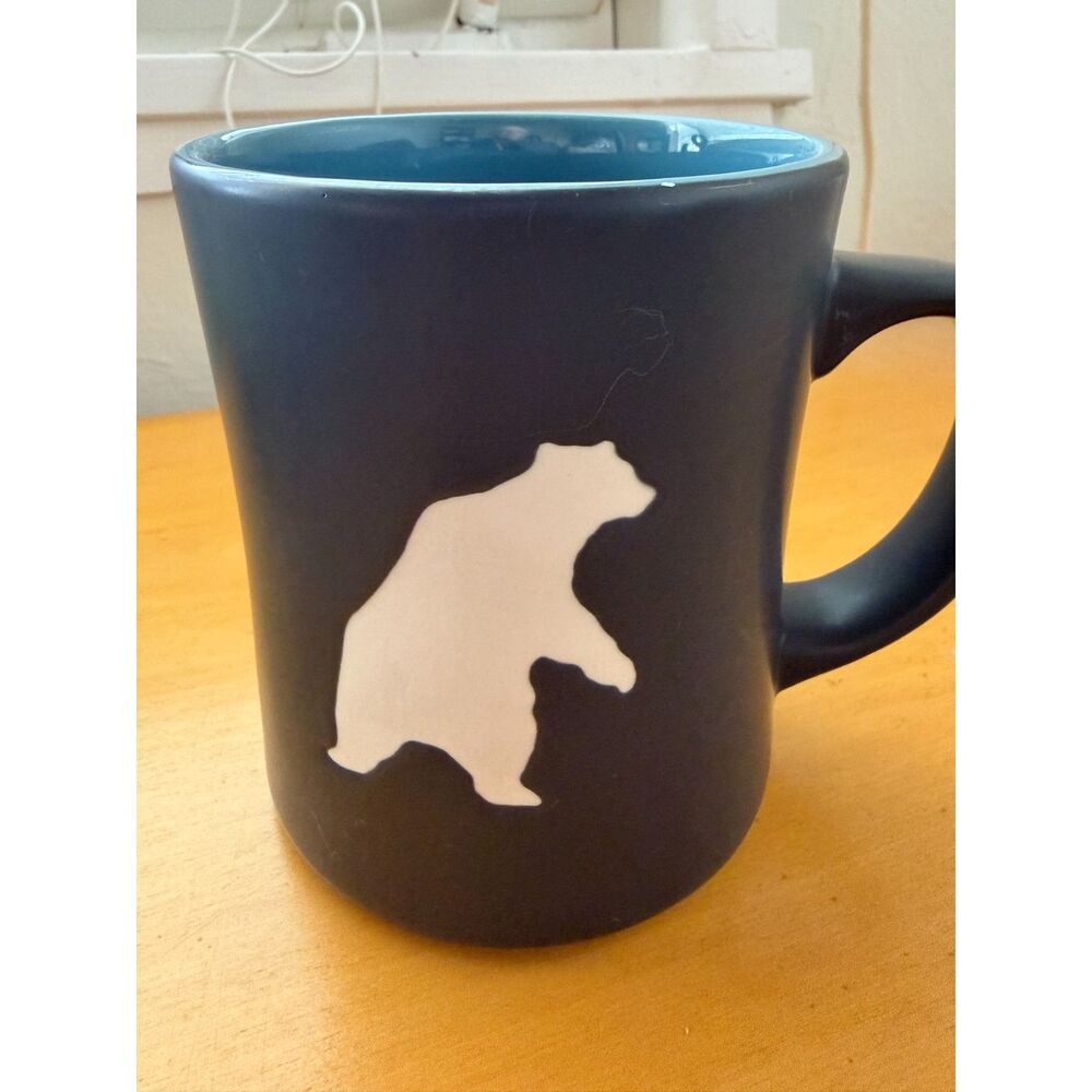 Retired Starbucks Bear Mug *AS IS* Small scratch